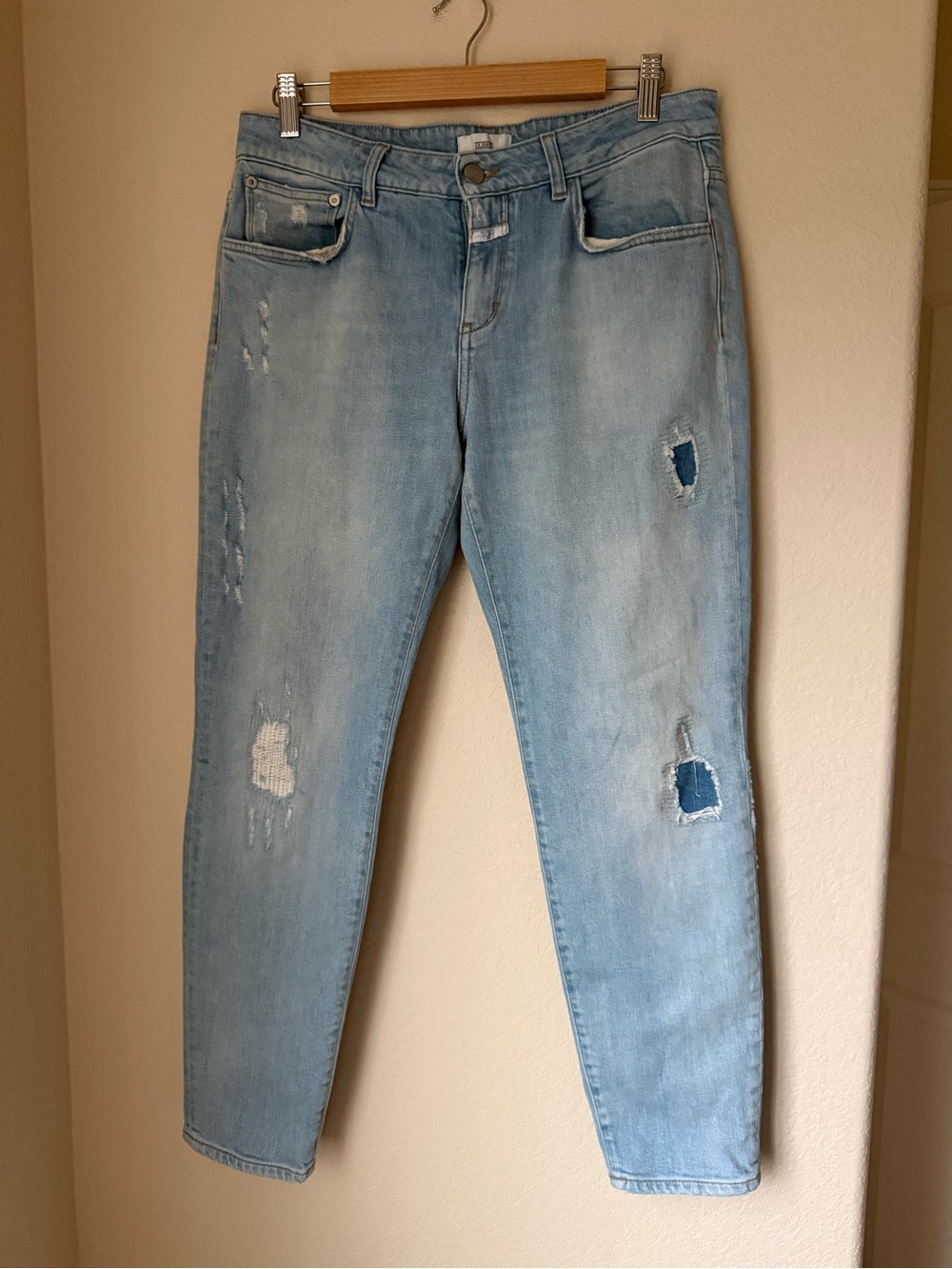 Closed Baker Jeans Size 30 Light Wash Distressed Stretch Denim Made in Italy